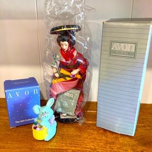Set of two vintage Avon gift collectibles